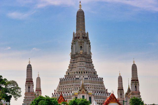 Wat Arun Tempel der Morgenroete